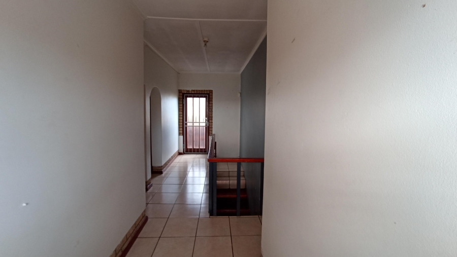 5 Bedroom Property for Sale in Parkersdorp Western Cape